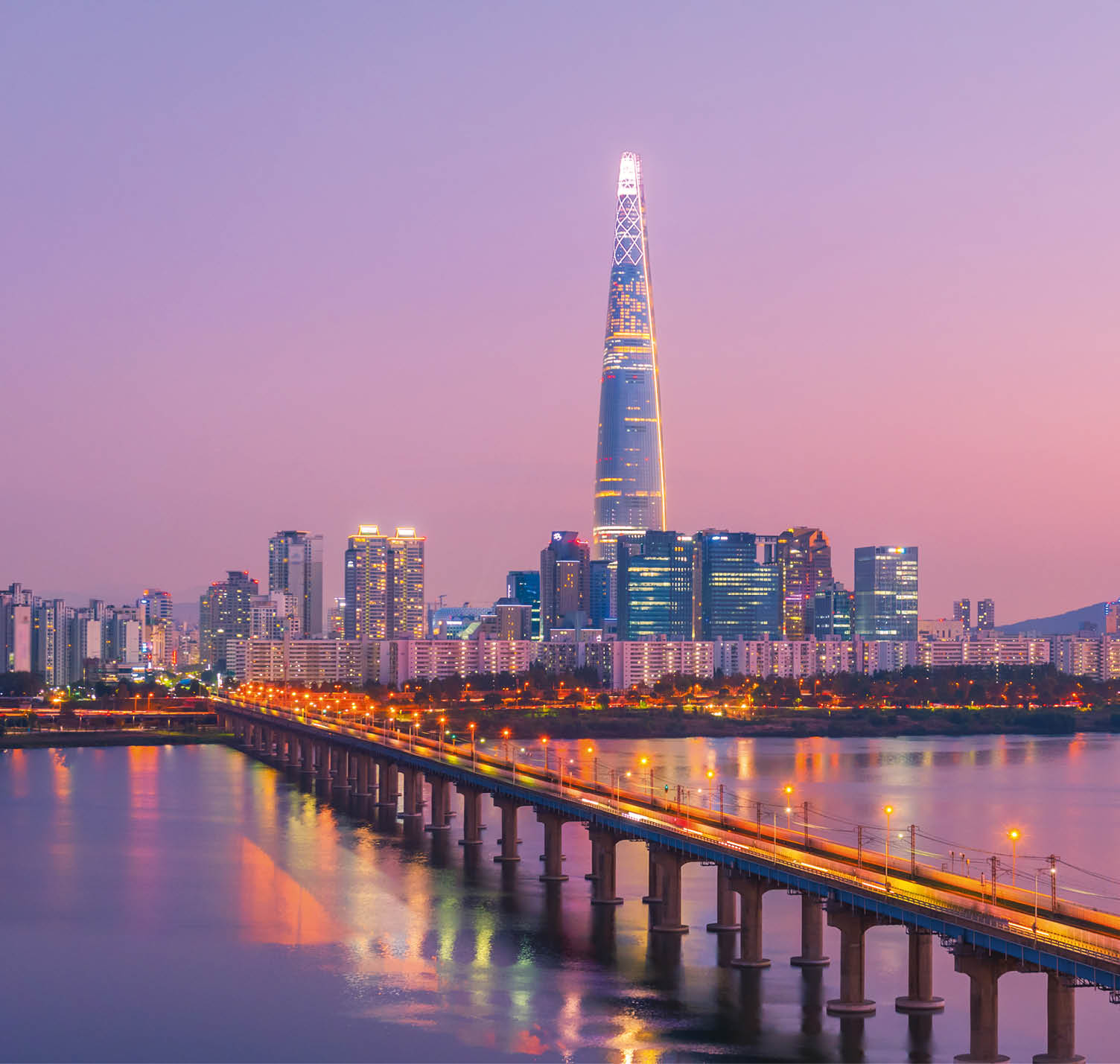 Twilight sky sunset at Seoul City and Lotte Tower,South Korea