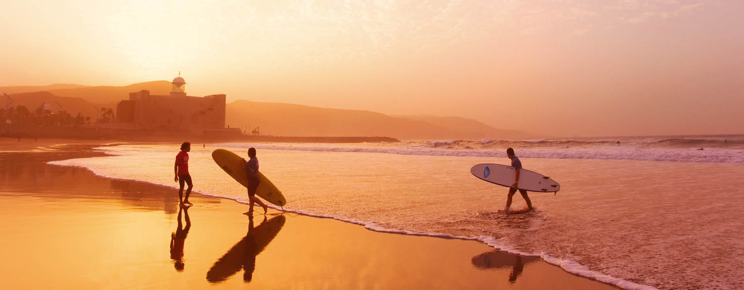 Sunset on Las Canteras beach during the calima or dust storm of January 2011.