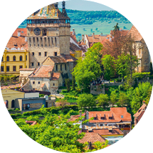 Panoramablick ber die Stadtarchitektur in Sighisoara, Rum nien