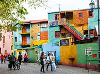 Buenos Aires, Argentina May 29, 2015: Colorful houses at Caminito street in La Boca, Buenos Aires - Imagem