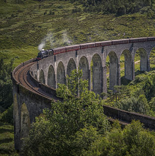 The famous train of the Harry Potter movies.